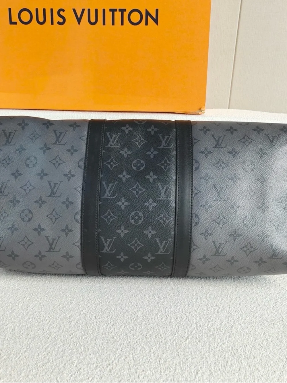 Louis Vuitton | Keepall 50 Black Shadow Monogram | Excellent Condition - Picture 5 of 7